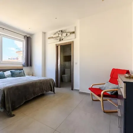 Sunset View, Mellieha, Malta Apartment