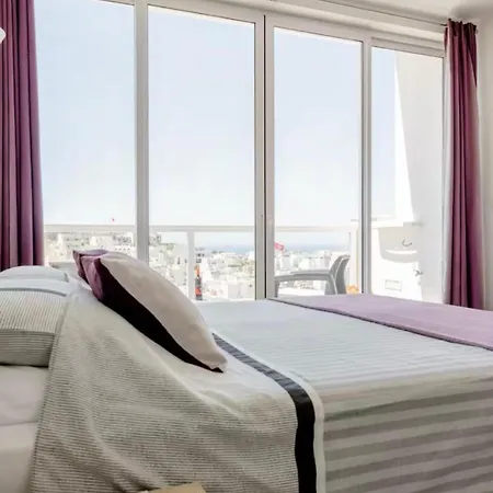 Sunset View, Mellieha, Malta Apartment *